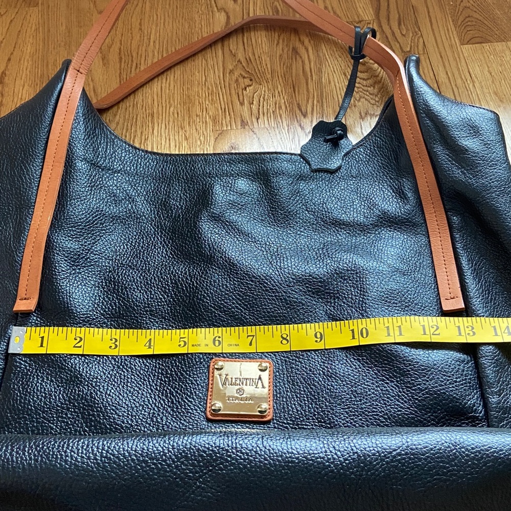 Valentina Black Leather Tote Bag - Picture 9 of 14